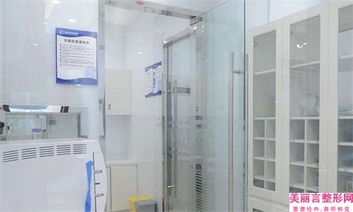 徐州市消除缝针疤痕比较好医院(徐州菲斯兔医疗美容诊所价格亲民)