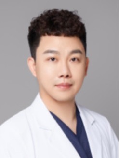 广州驻颜光医疗美容诊所郑华金