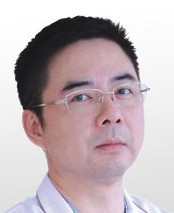 重庆当代整形外科医院杨健