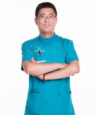 宣城为民口腔门诊部施峰明