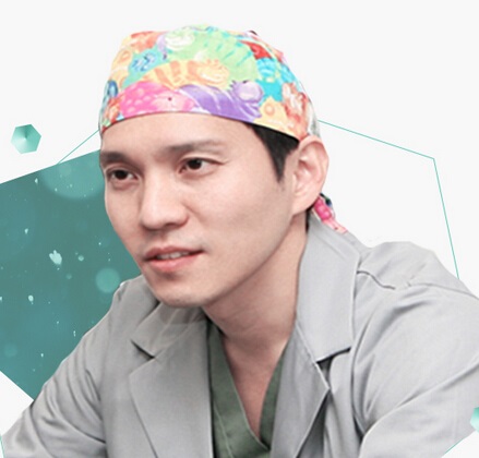 重庆好美医疗美容门诊部李圣郁