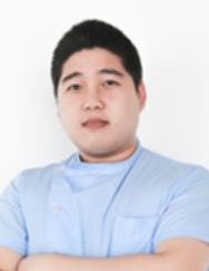 厦门峰煜口腔门诊部沈贤生
