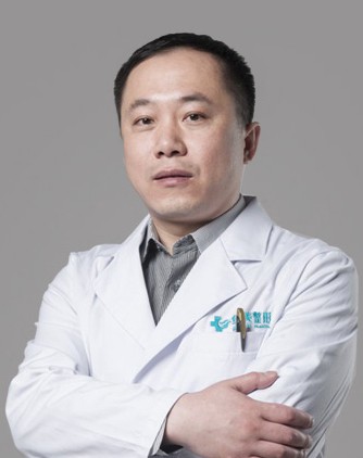 桂林华美医疗美容门诊部史迎军