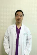 厦门现代口腔门诊部任祥保