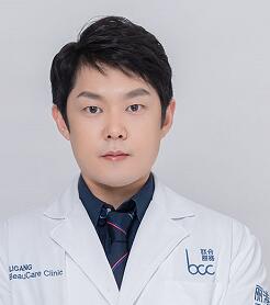 广州丽港丽格医疗美容门诊部崔允皓