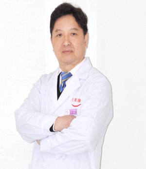贵州整形美容外科医院罗幼刚