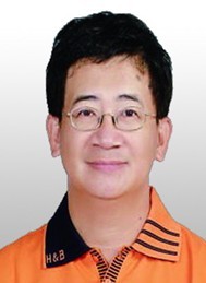 重庆爱思特整形美容医院张肇森