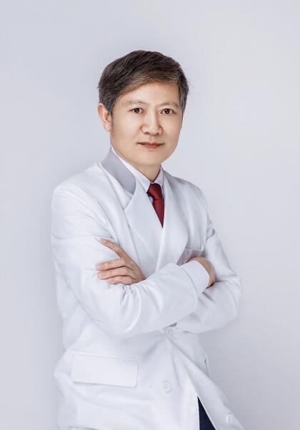 舟山艾美医疗美容门诊部杨诚