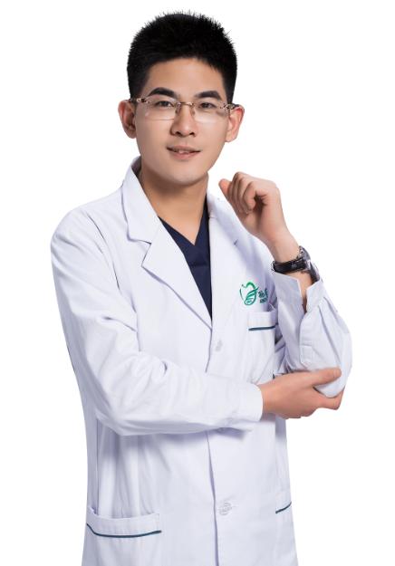 烟台孙周口腔门诊部李清波