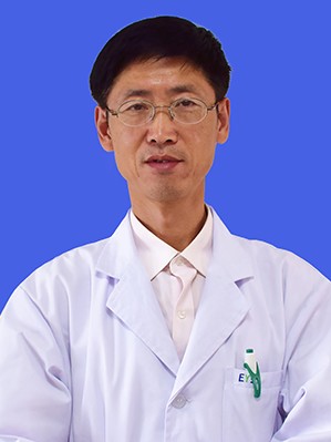 曲靖爱尔眼科医院张光学