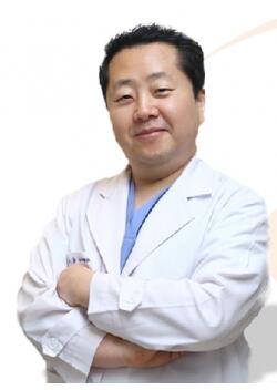 广州美瑞儿医疗美容门诊部朴一鸿
