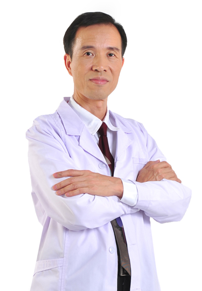 广州爱康健口腔门诊部郭俊伟
