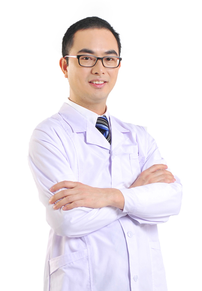 广州爱康健口腔门诊部卢勇辉