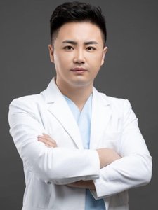 重庆廖瑞林口腔诊所卢乐乐