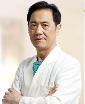 深圳鹏辉医疗美容门诊部郑玉林