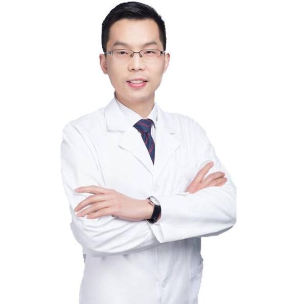 上海美若星辰医疗美容门诊部李志伟