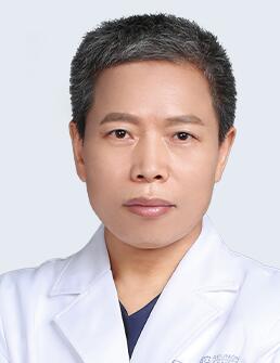 深圳金诚口腔门诊部王玉栋