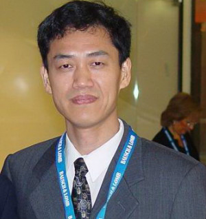海南眼视光学中心门诊部刘春民
