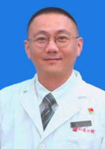 汕头大学医学院口腔门诊部曾博