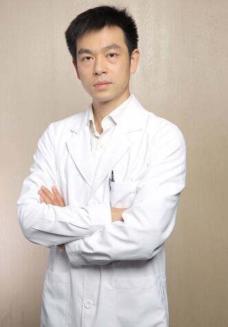 广州诗研医疗美容门诊部何晶晶