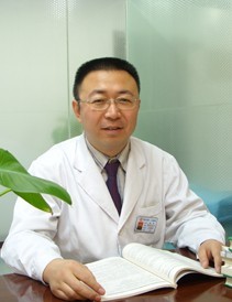 西宁伊美业医疗美容诊所张栋