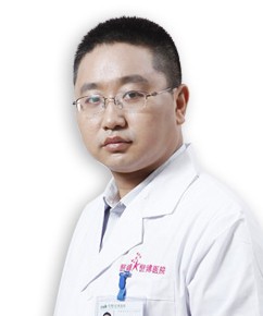 重庆赛格尔医疗美容门诊部李烈