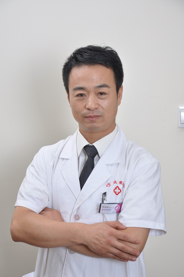 秦皇岛巧致美容医院任加伟