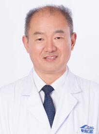 阜阳爱齿口腔门诊部李云安