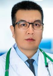 焦作尖峰眼科医院刘保松
