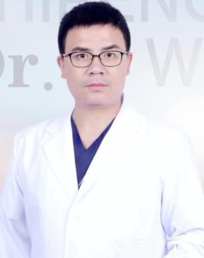 安庆含羞草医疗美容门诊部王志鹏