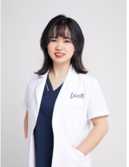 深圳谦达医疗美容门诊部李英