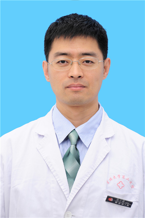 吉林大学白求恩第二医院眼科张小猛