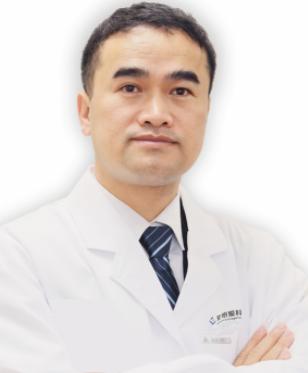 深圳雅圣口腔门诊部曾令斌