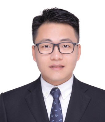 上海科瓦口腔门诊部李俊杰