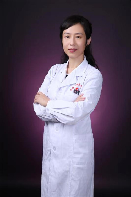吉林大学白求恩第二医院眼科程岩