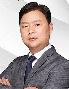 新乡亚星智美医疗美容门诊部刘俊伟