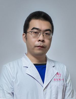 广州德祥口腔门诊廖选