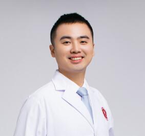 深圳富华医疗美容医院谢福庚