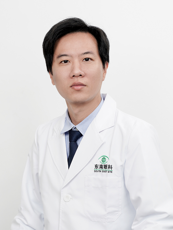福州东南眼科医院吴蔚林