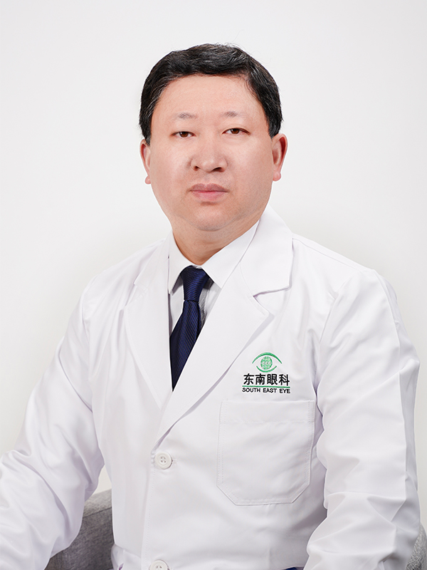福州东南眼科医院林兴中