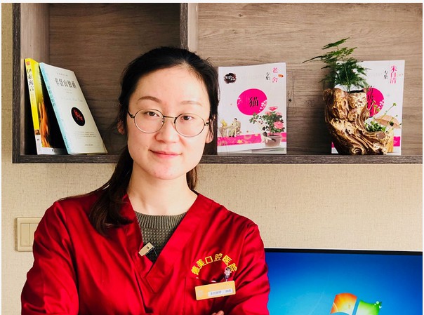 成都慕臻颜医疗美容诊所谭茜