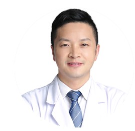 阳江东方口腔门诊部毕伍牧