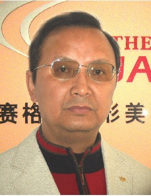 重庆赛格尔医疗美容门诊部何盛旗