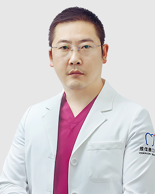 上海维佳康口腔门诊部张弘毅