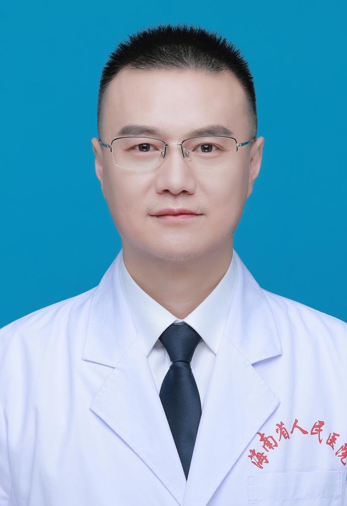 海南省人民医院激光美容整形科李磊