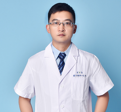 绵阳瑞丽医疗美容诊所刘毅
