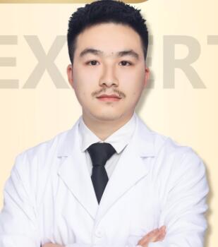 重庆怡脂（程熙美圈）医疗美容门诊部李炼