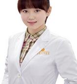 大眼睛眼部精品医疗美容门诊部彭丹妮
